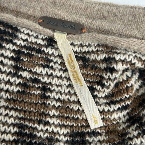 Free People Animal Print Wool Blend 5 Button Front Knit Long Cardigan Sweater L - Picture 5 of 10